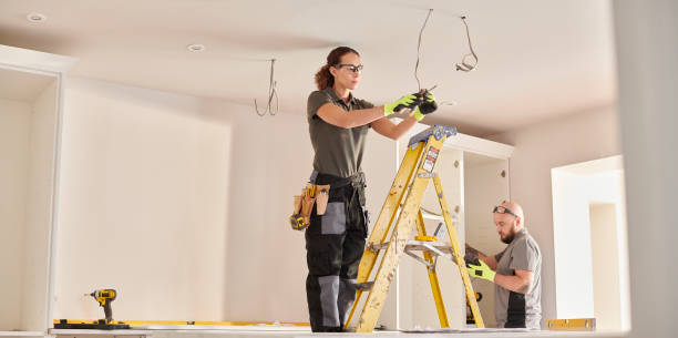 Best Affordable Emergency Electrician  in Leawood, KS